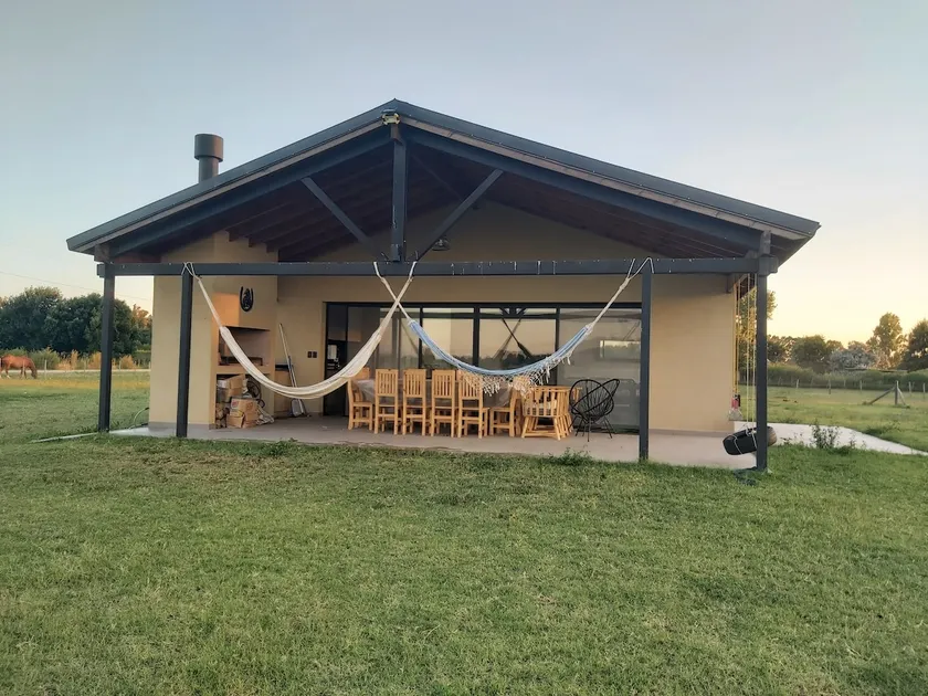 Country house, horses, and river. I lived the experience. - Image 1
