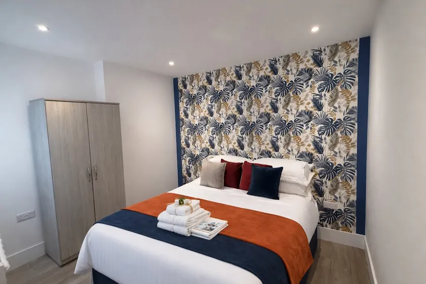 BRAND NEW The Oxford Central Signature 1Bedroom Ap - Image 1