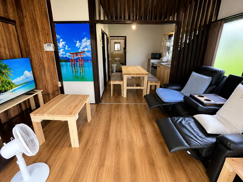 Hidden Gem House｜4 Beds・Free Parking・Quiet Area - Image 1