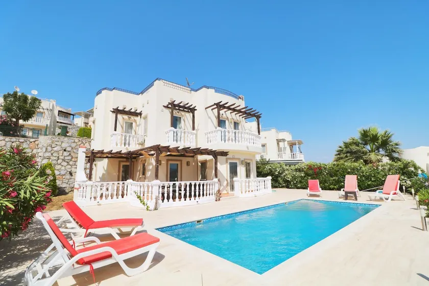 4+1 Triplex Villa with Private Pool in Bodrum - Image 1