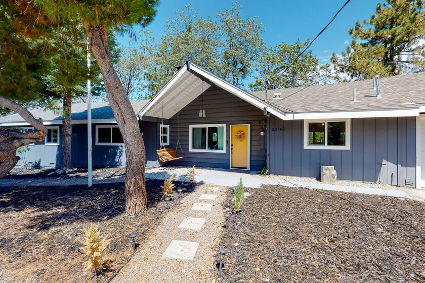 Charming 4BR | Fireplace | Deck - Image 1