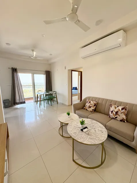 High rise 2 BHK apartment unobstructed views - Image 1