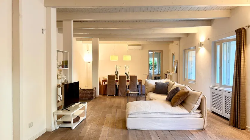 Charming Villa – Luxury and Nature – 3 bedrooms + parking - Image 1