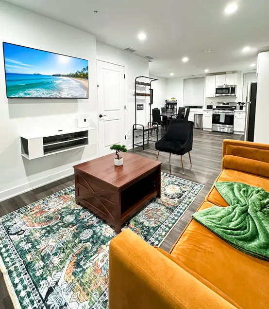 Modern & Relaxing Apt for 4 | Near City+Airport - Image 1