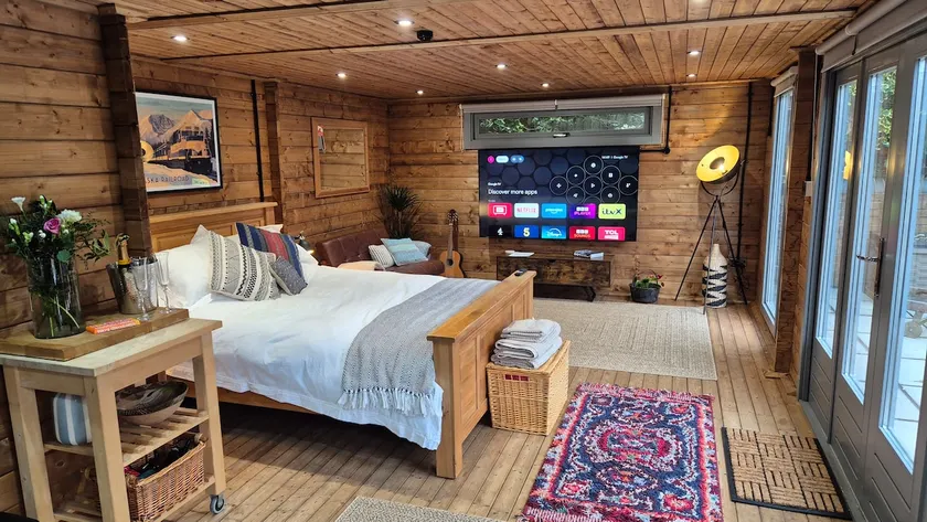 Private Gdn Cabin, King Bed, Parking, Quiet Stay - Image 1