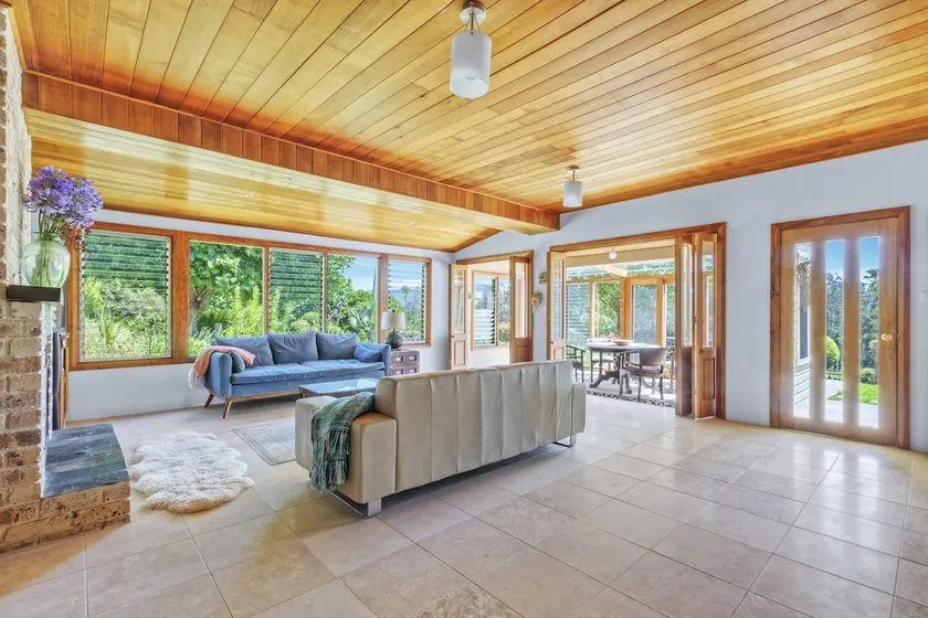 House & Garden with Indoor Heated Pool near Beach - Image 1