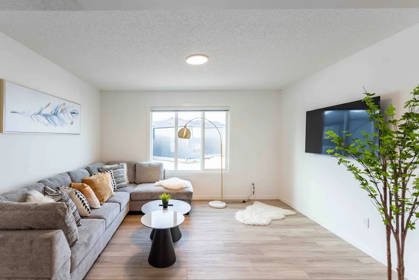 *Entire stylish House*Near WEM/3 Beds/AC!/Sleep 6 - Image 1
