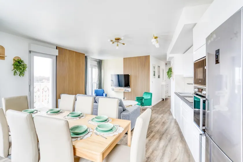 Duplex Paris, Villepinte Expo, CDG, Disneyland - Image 1