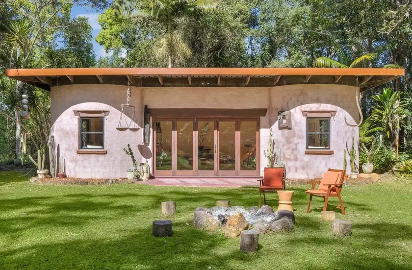 San Pedro's Hideaway - Image 1