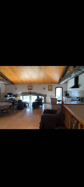 Exceptional apartment on the port of Marseillan - Image 1