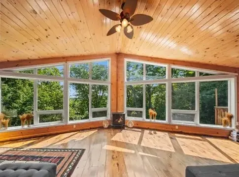 Fishing, snowmobiling, 4 bedroom, spacious - Image 1