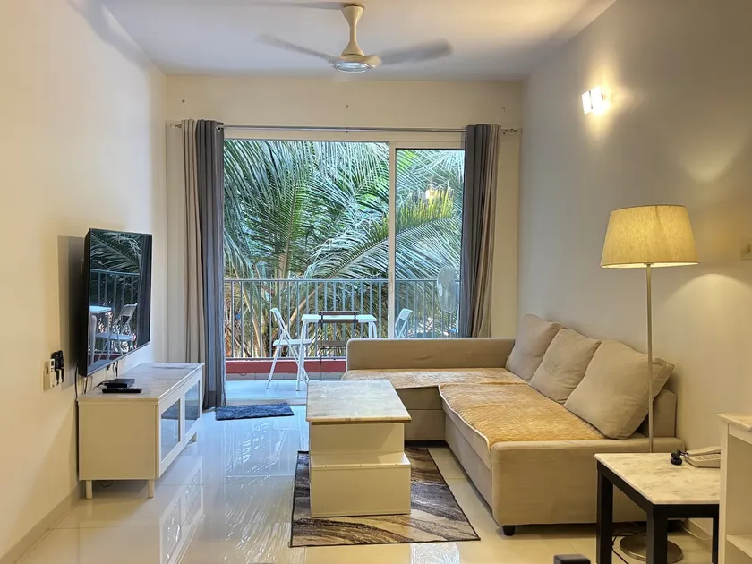Casa Lang Premium 2BHK with Washer & Dryer - Image 1