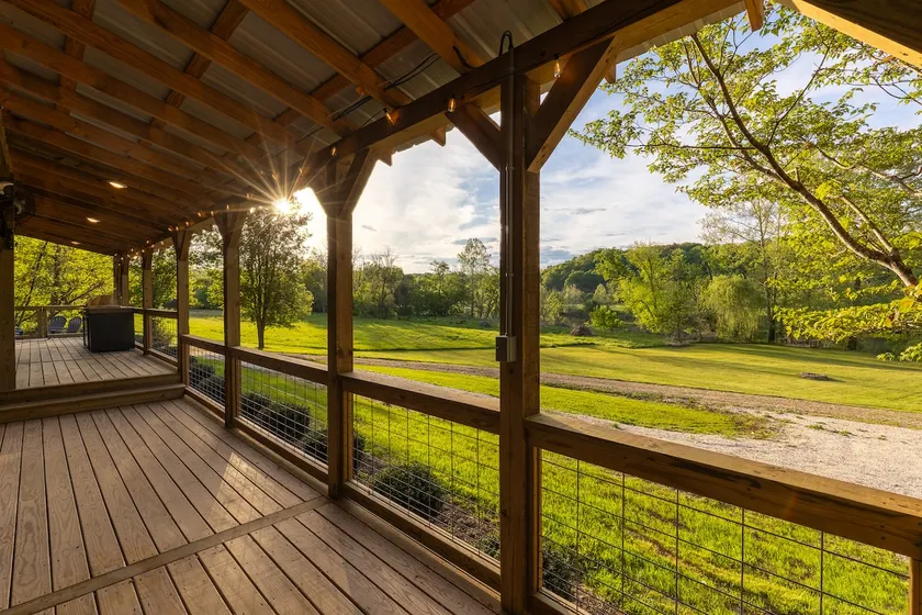 Riverfront Cottage & Tiny House, Hot Tub, Fire Pit - Image 1