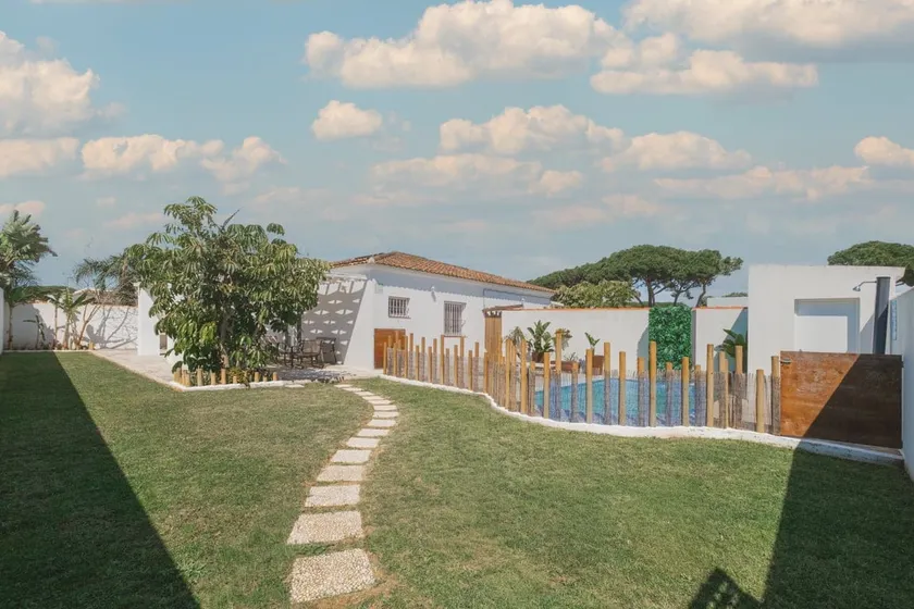 Private Villa mit Pool in Chiclana de la Frontera - Image 1