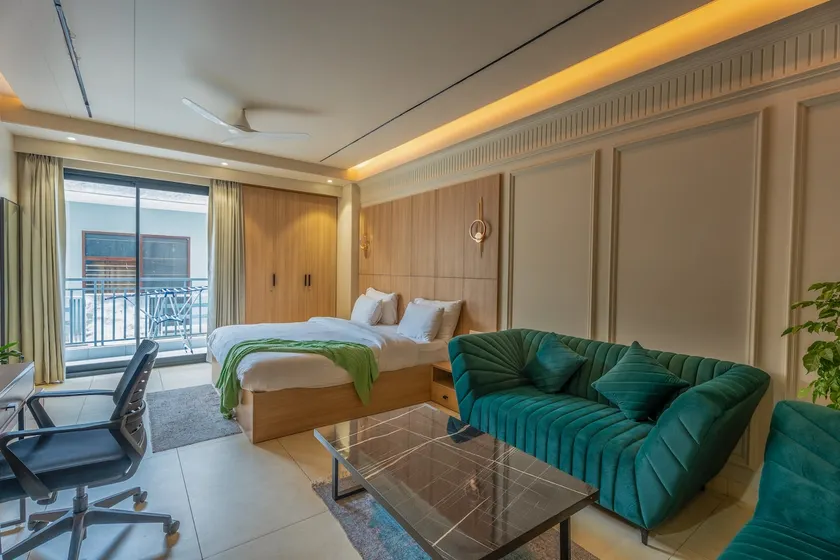 Elegent Studio On Golf course road @ Abode - Image 1