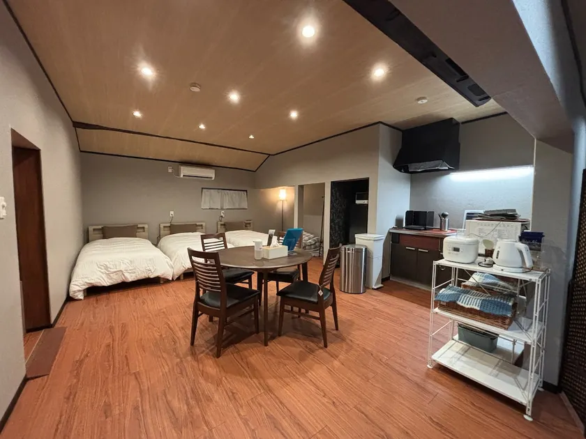 About 3 minutes on foot from Kumamoto station / Bungalow / Maximum 4 people / Entire house rental ”Kumamoto” - Image 1