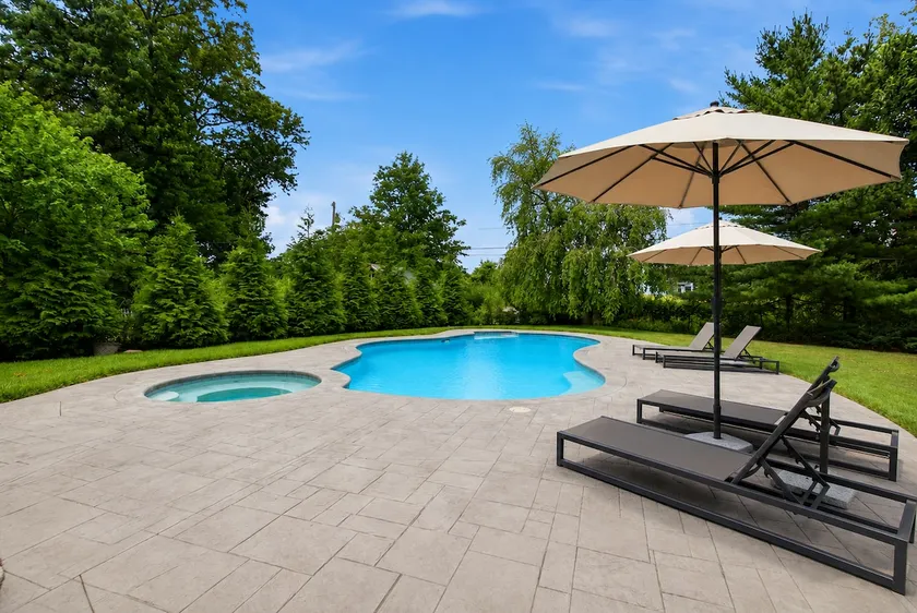 peaceful+pool+fire pit+grill+luxury primary suite - Image 1