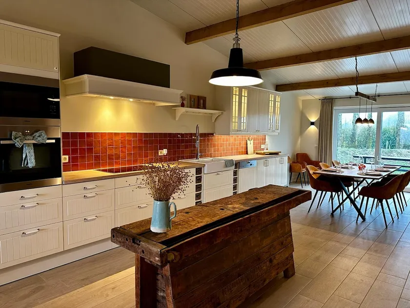 Charming family home for up to 7 people in a quiet area - Image 1