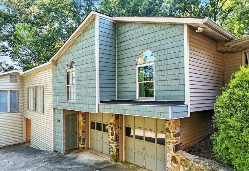 Cozy Retro Mid-Century Vibes 2BR Villa TYS UT - Image 1