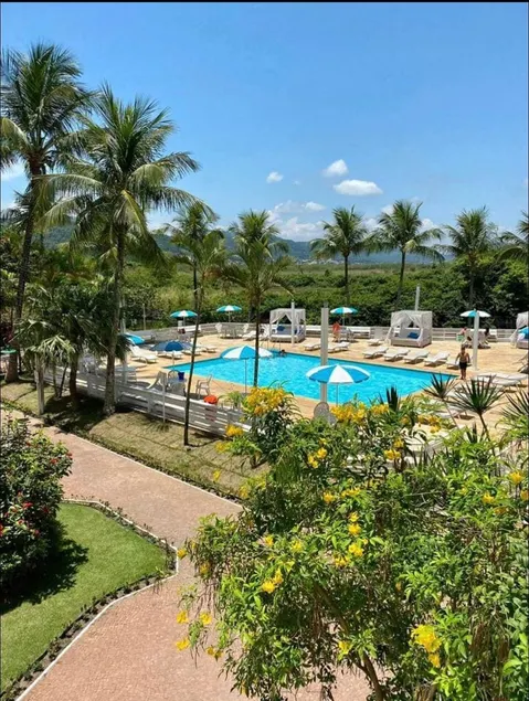 2-bedroom apartment 100 meters from Camboinhas beach with complete leisure facilities - Image 1