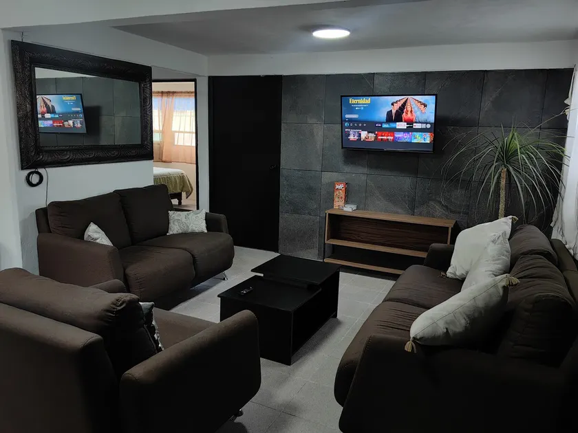 Enjoy a pleasant and central place. - Image 1