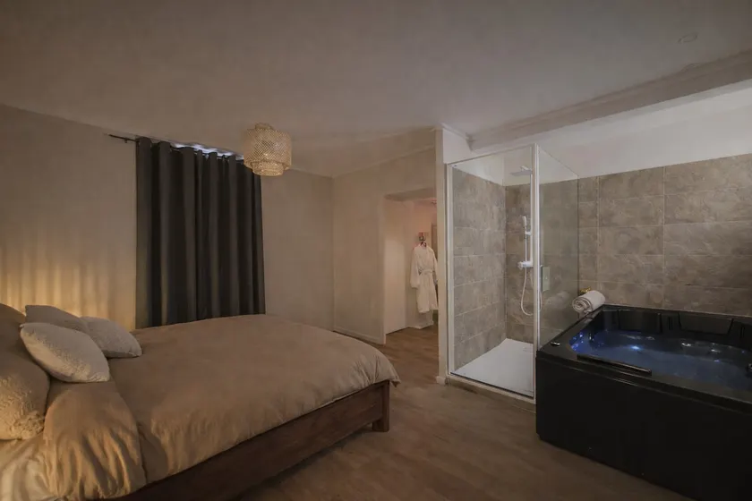 La Détente Monterelaise / Sauna & Balneotherapy - Image 1