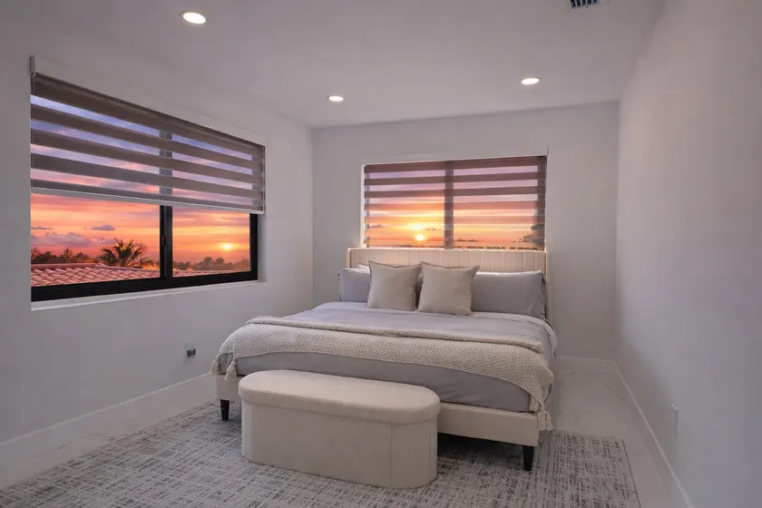 Luxury 1 King BR Retreat near Calle Ocho - Image 1