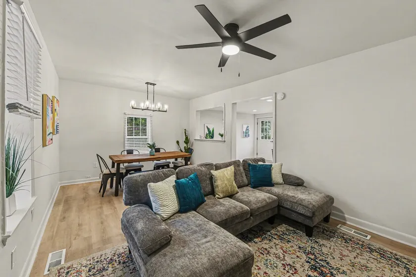 The Palm Hideaway~3br/2ba Hanahan Home - Image 1