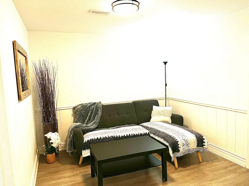 Modern 1BR • Private Entry • Kitchen & W/D - Image 1