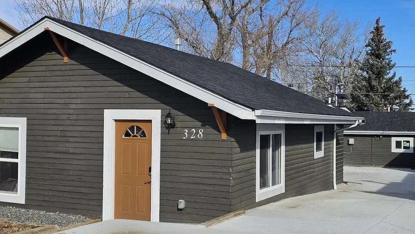 5 Min To Hospital 2 Bed 1 Bath Sleeps 7 - Image 1