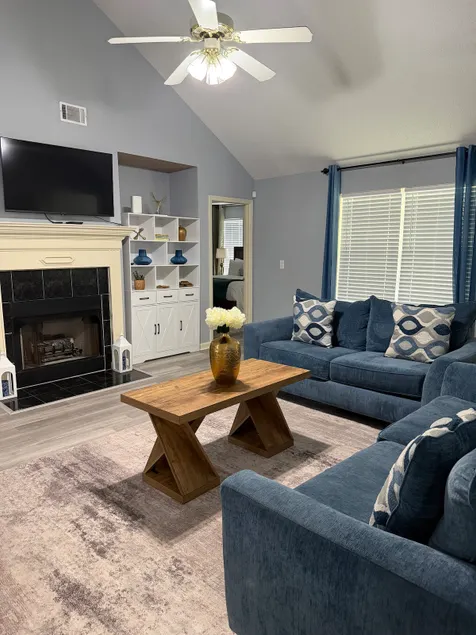 4BR/Sleeps8/1Kg&3 Qns/Pet Friendly/Near Ft Gordon - Image 1