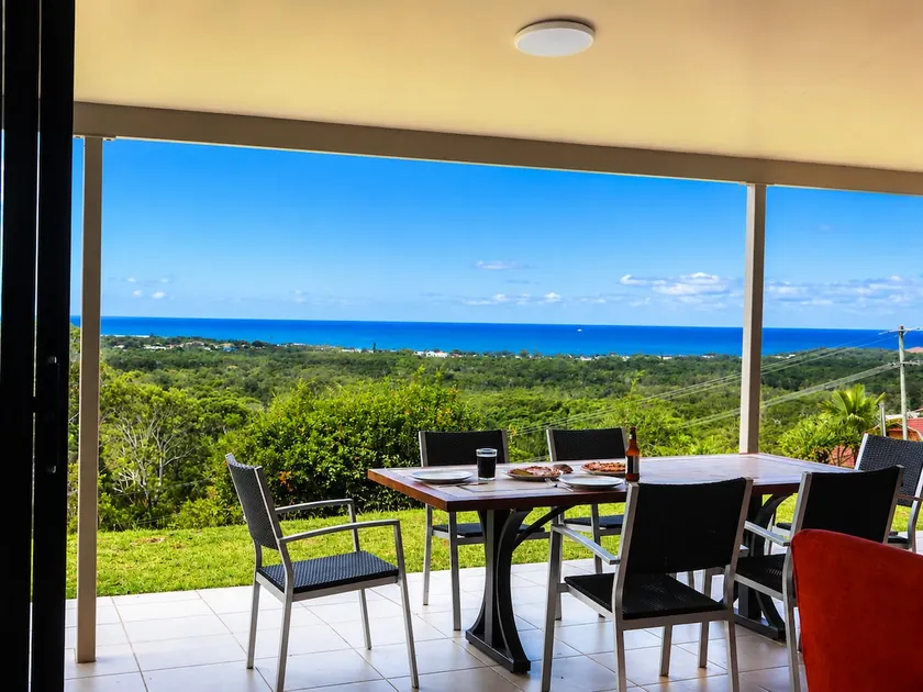 Coastal Retreat | Ocean Views | Sleeps 8 - Image 1