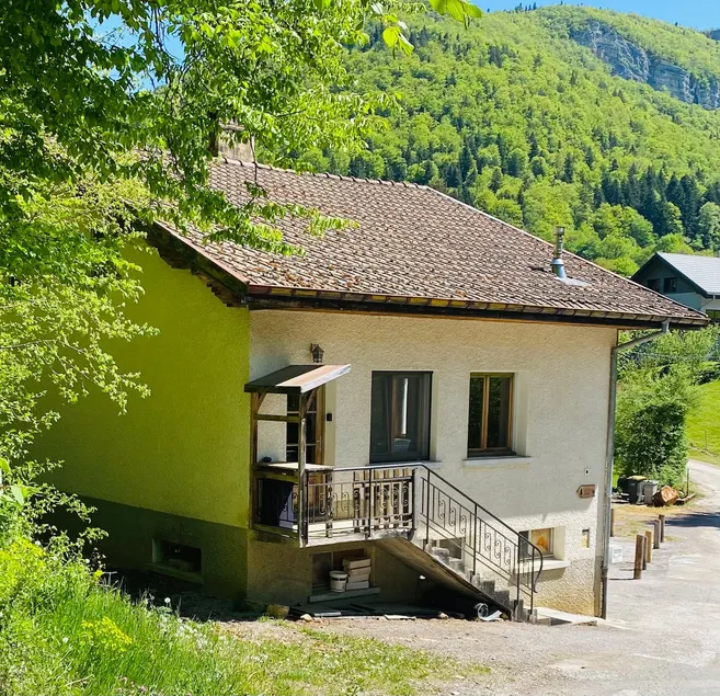 Nature cottage in the heart of the Douro Valley - Image 1