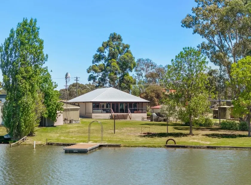 Tranquil River Retreat - Image 1