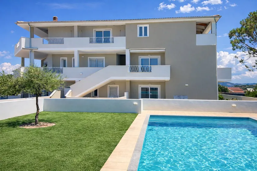 Serra di Palma - Three-room apartment with veranda overlooking the sea - Image 1