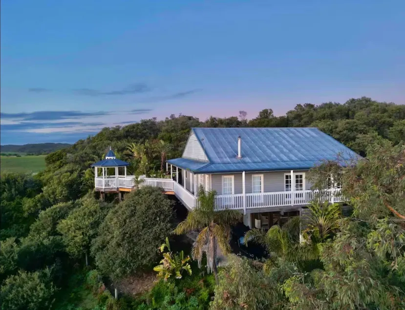 The Boathouse-Venus Bay Pet friendly Accommodation - Image 1