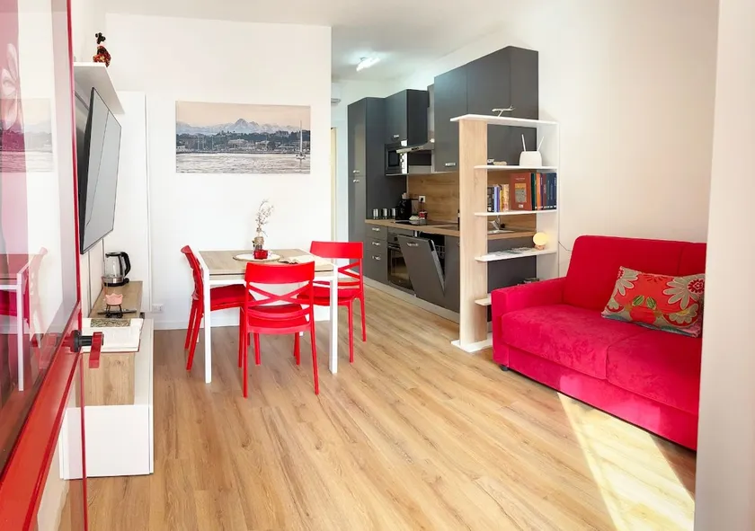 Holihome RedBon - Image 1
