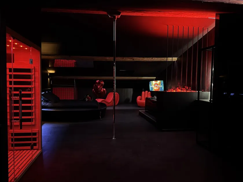 Secret Love Experience - Image 1