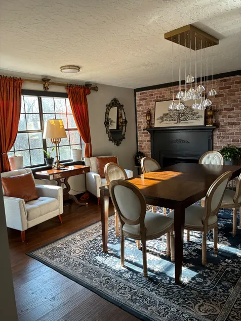 Hidden Lounge | 4BR, 2 Kitchens & Pond Views - Image 1
