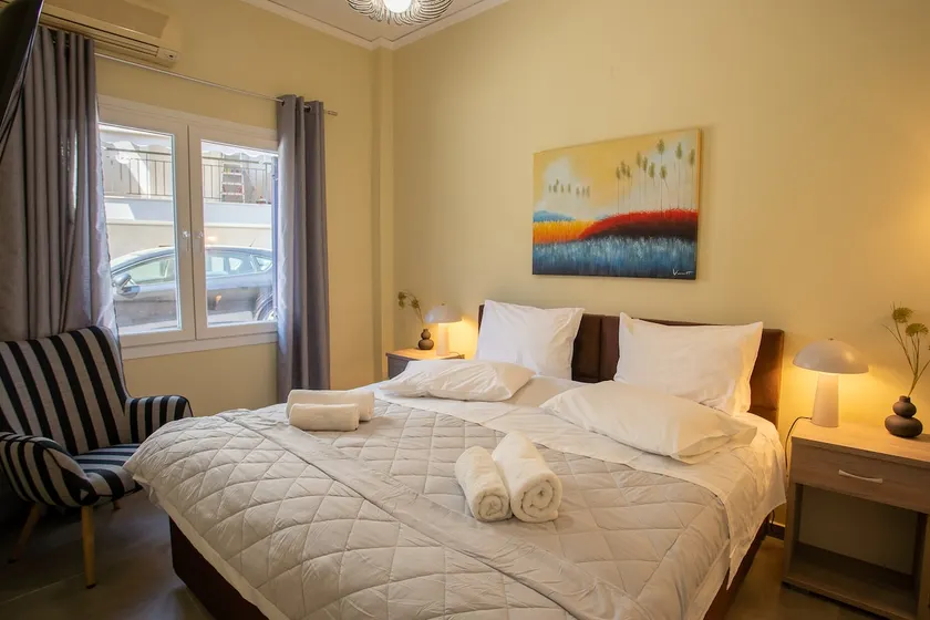 Ground Floor 2BR • Walking Distance to Center - Image 1