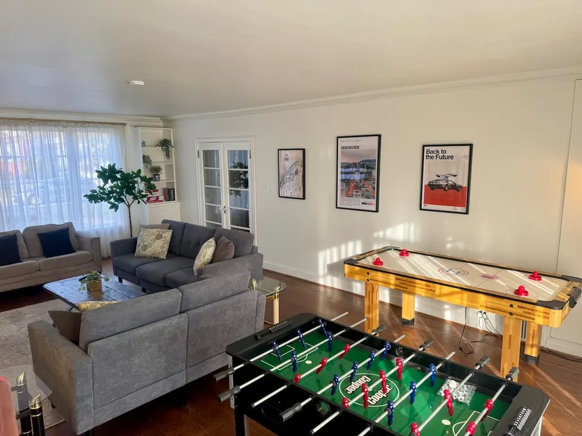 Cozy Vancouver Heritage Stay - 15 Minutes From DT - Image 1