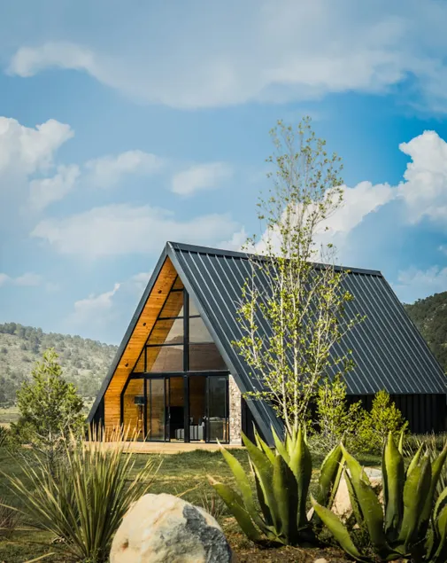 Huachichil Premium Alpine Cabin · Paddle tennis and vineyards - Image 1