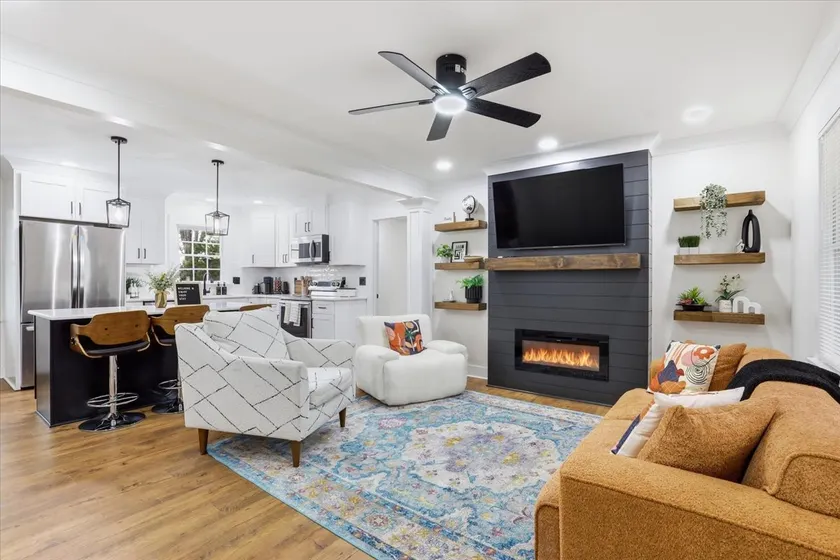 Cozy + Spacious 4BR Clayton Escape for 10 - Image 1