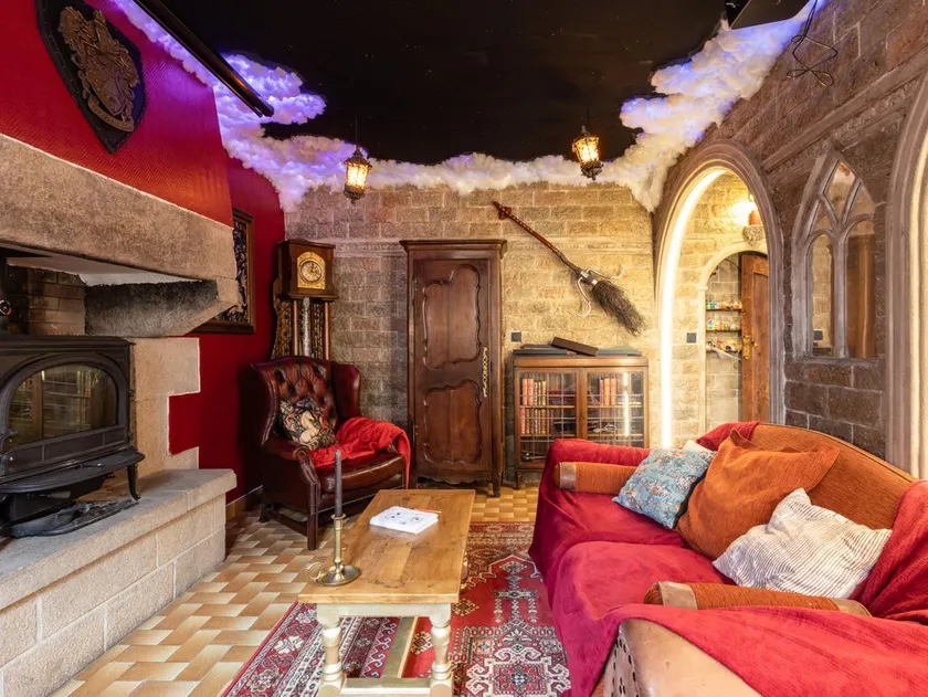 An immersive wizarding-world house in Lannion - Image 1