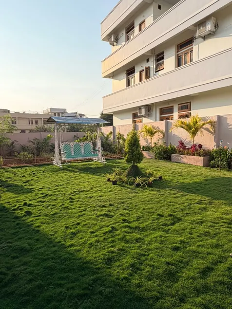 Mihira Home Stays, Waddepally - Image 1