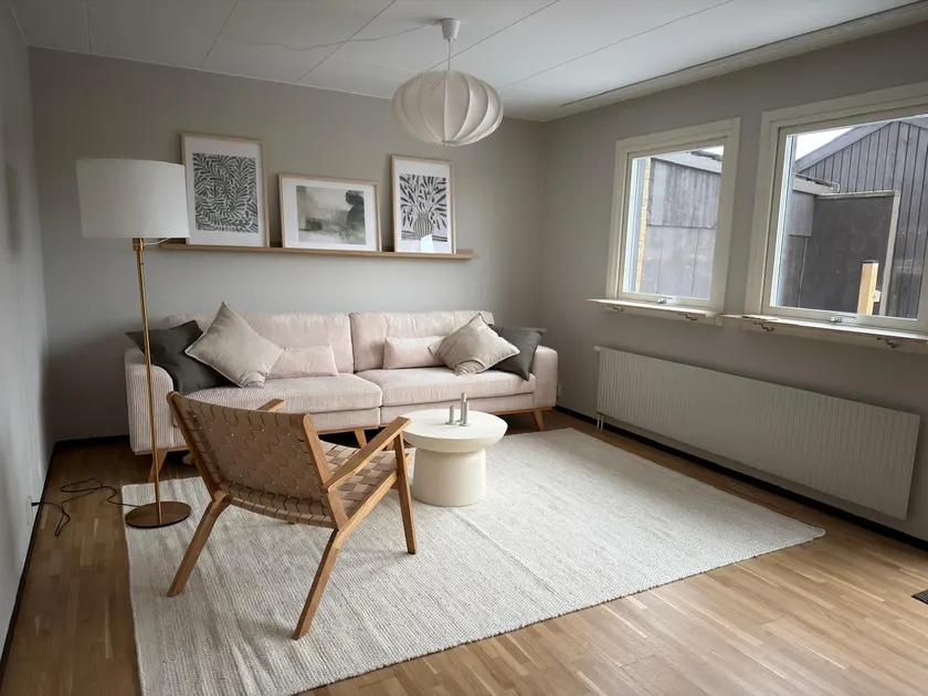 The Family-Friendly Townhouse - Image 1
