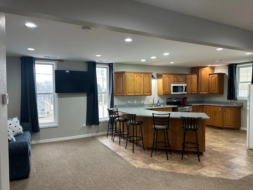 Room 6 -The Family Suite - Sleeps 8 & spacious! - Image 1
