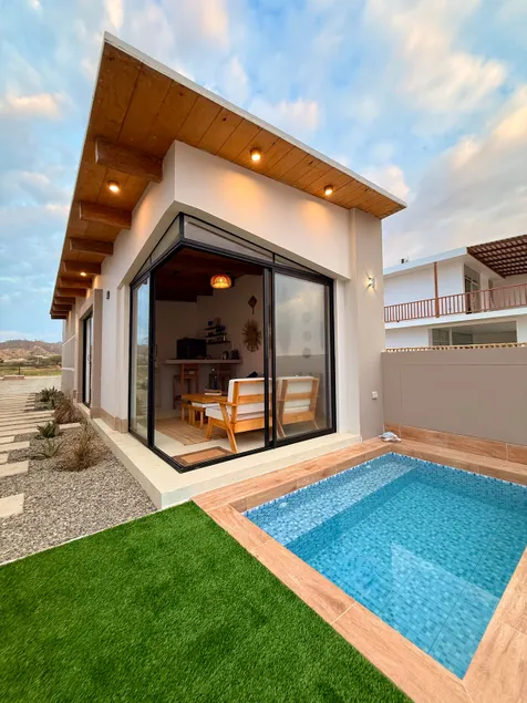Luca Oceanfront Bungalow | Private Pool - Image 1