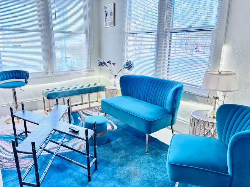 The Cool & Cozy Corner - Image 1