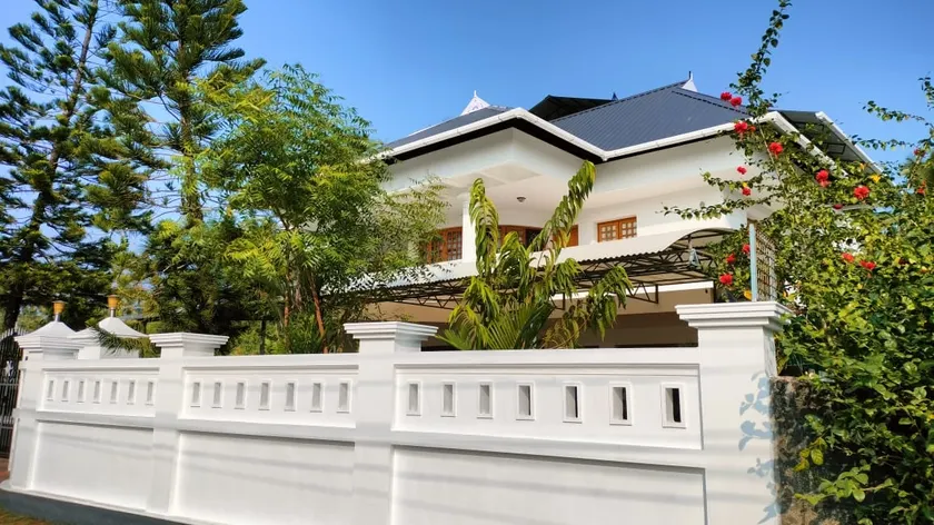 Rose Gardens Villa Thrissur - Image 1